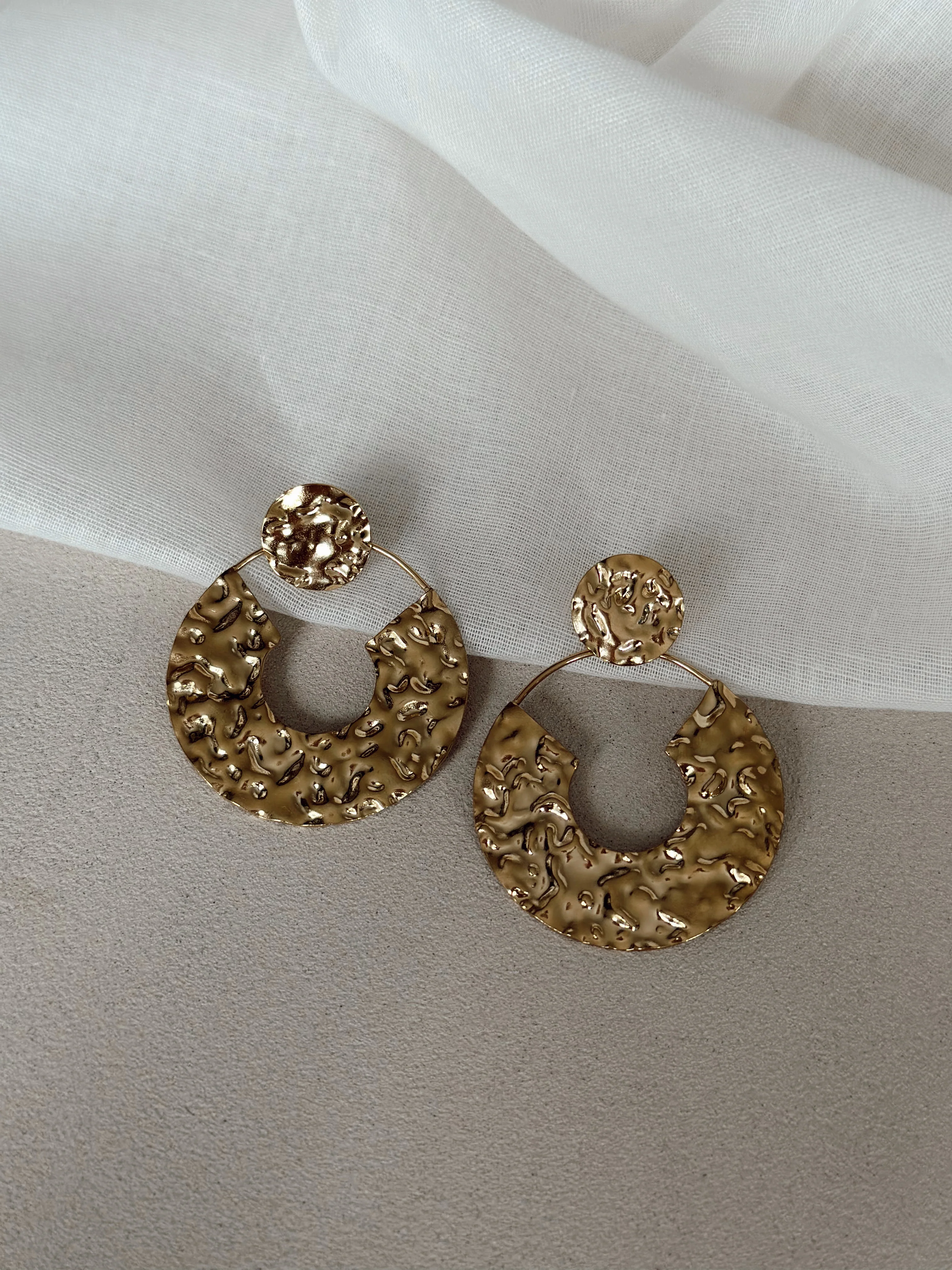 Boucles d’oreilles Saga - dorées - Image 5