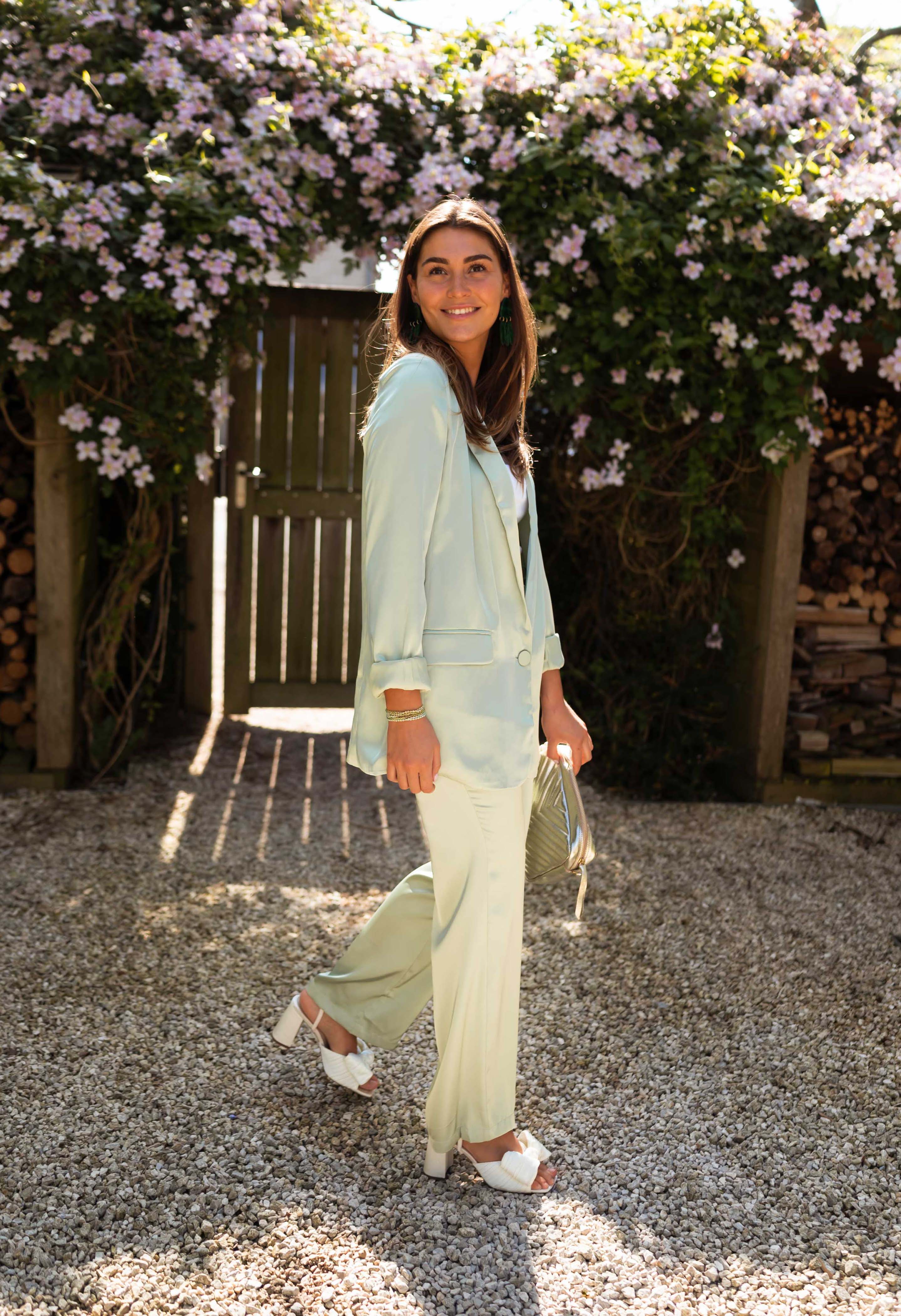 Pantalon Appoline - en satin vert d’eau - Image 5