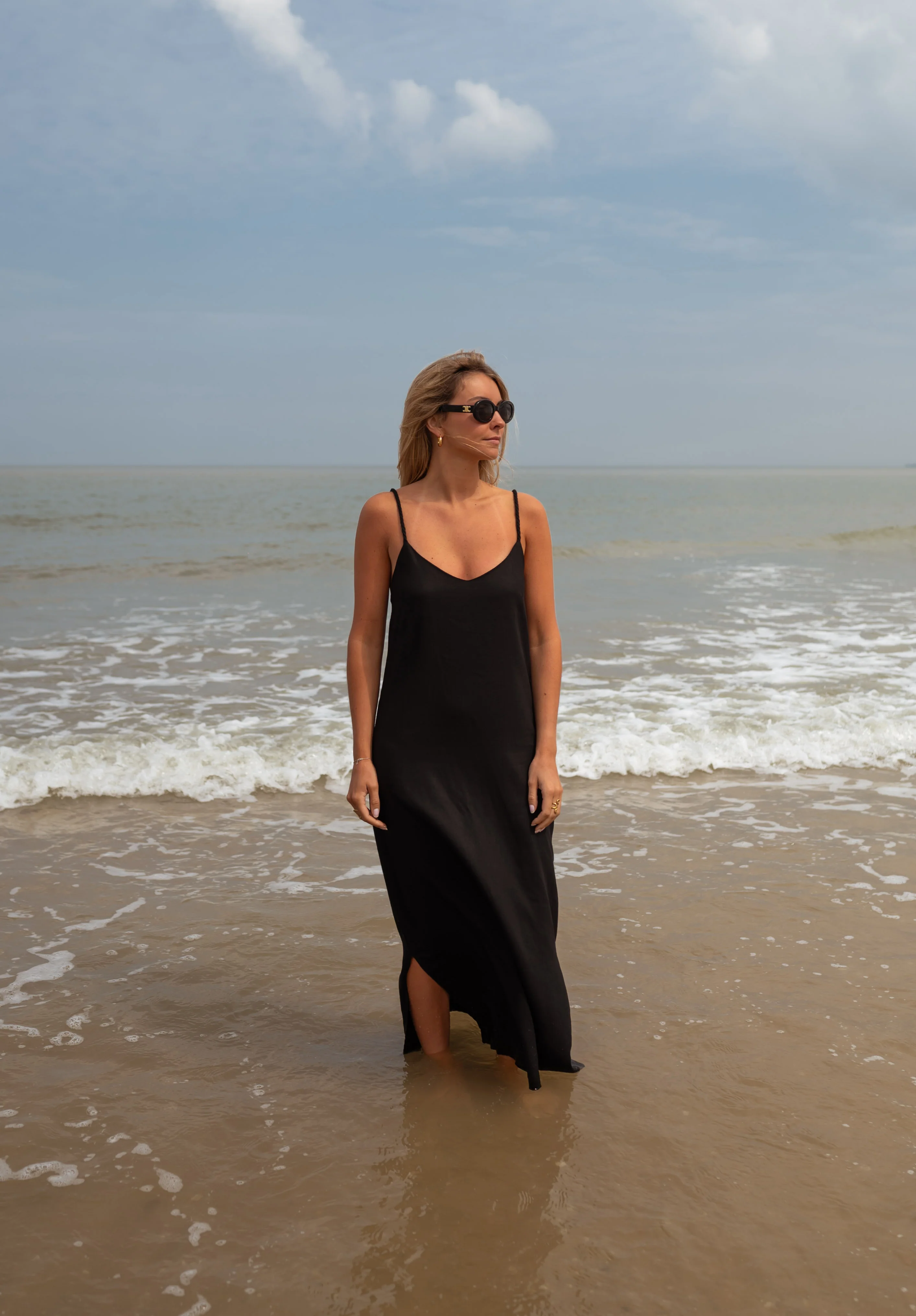 Robe Adriana - noire - Image 3