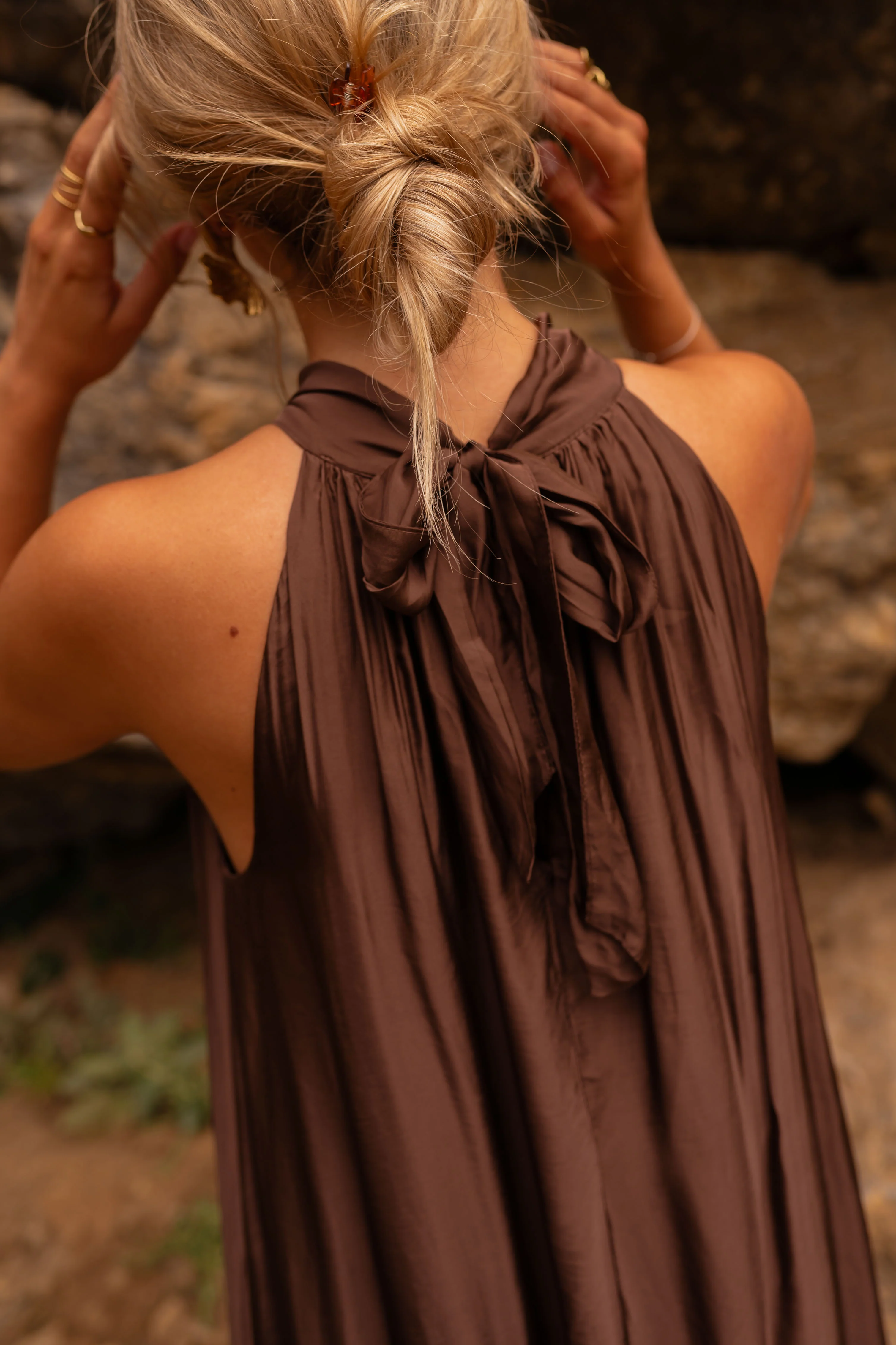 Robe Théa - chocolat en soie - Image 9