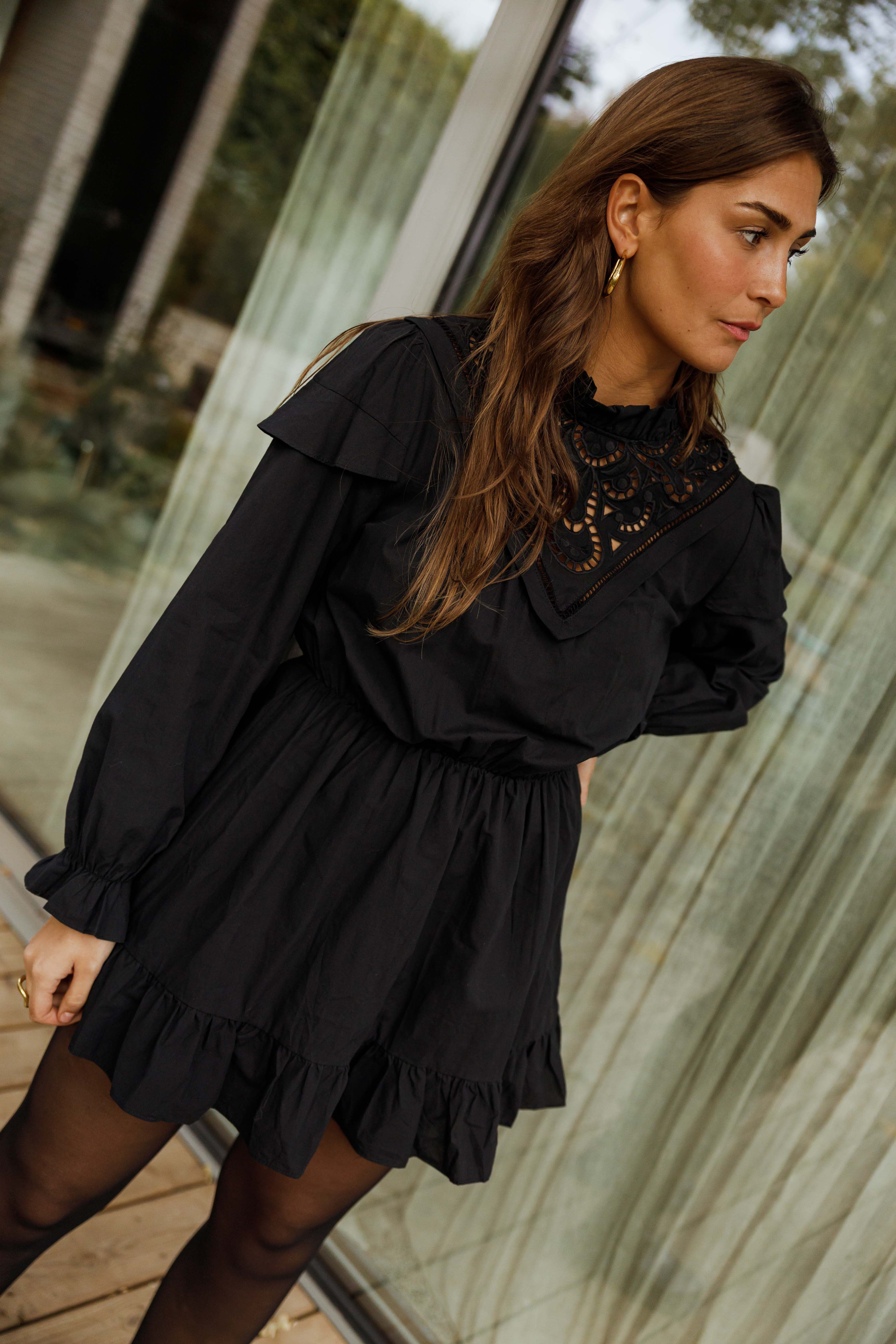 Robe Tilla - noire - Image 10