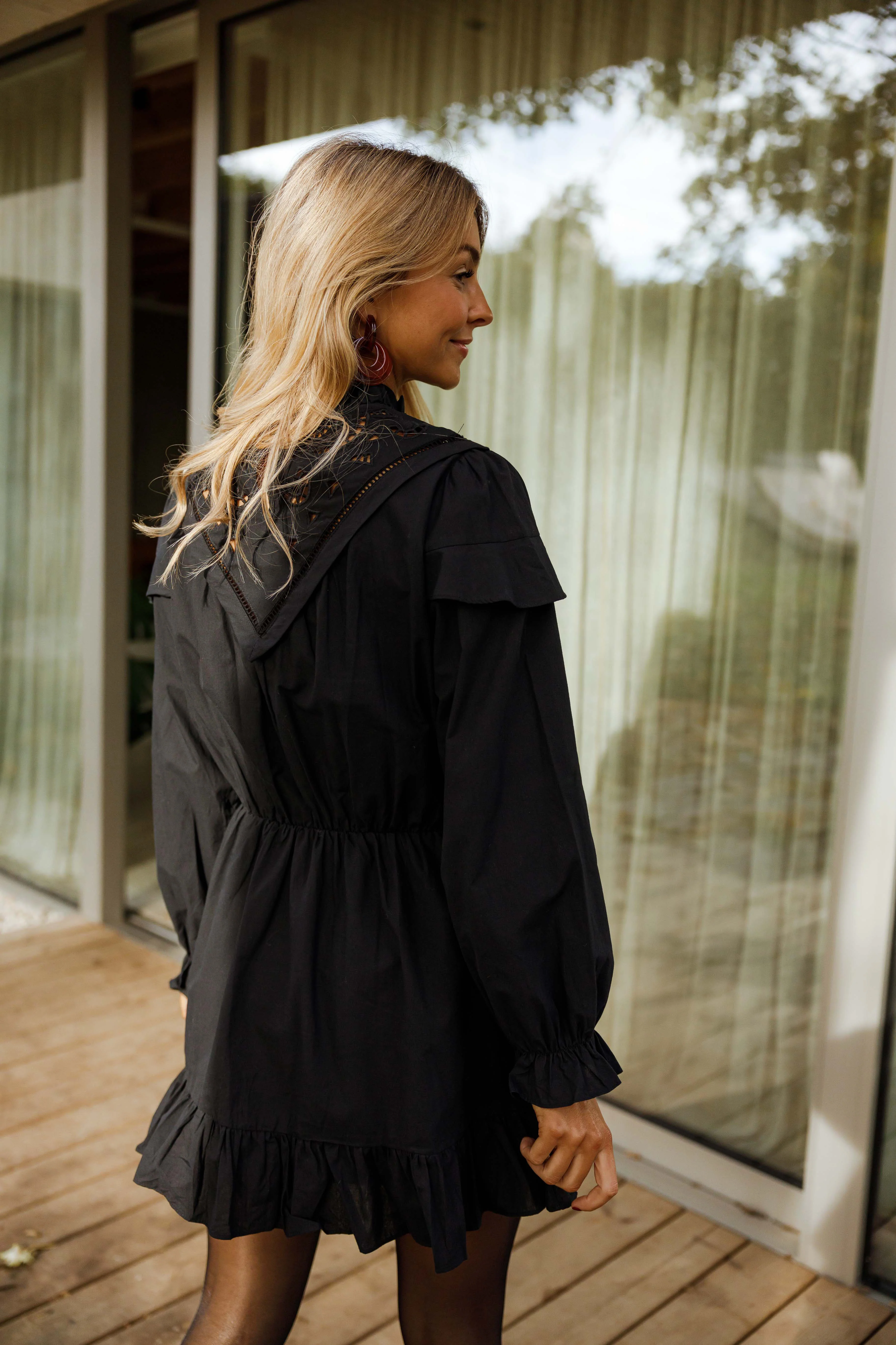 Robe Tilla - noire - Image 4