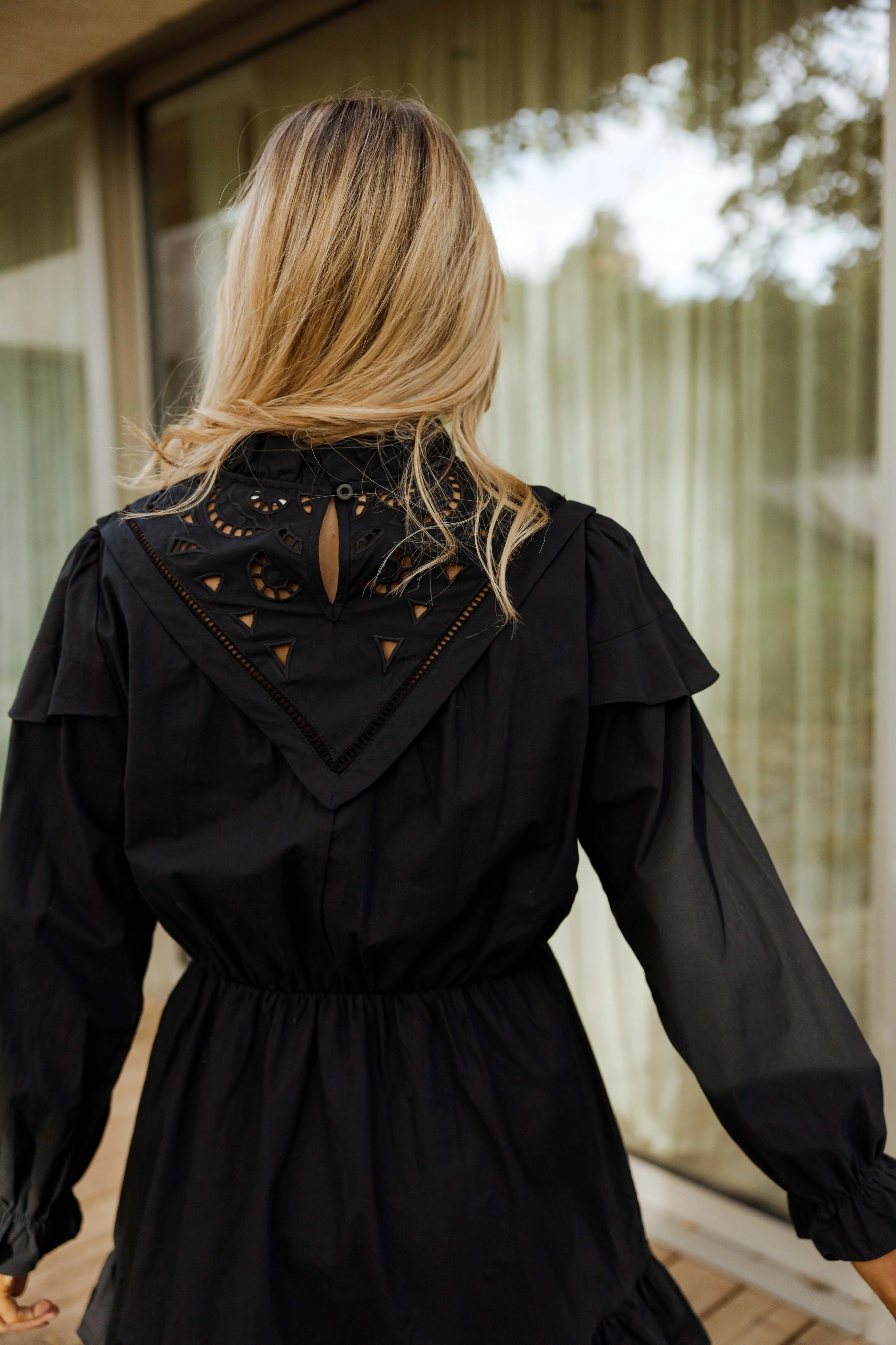 Robe Tilla - noire - Image 8